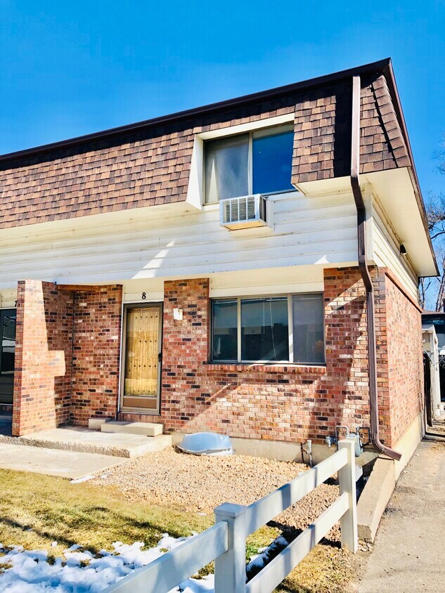 3021 11th Ave, Evans, CO 80620 Townhome Rentals in Evans CO