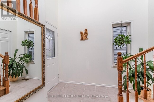 Photo du bâtiment - 19 Castle Glen Crescent