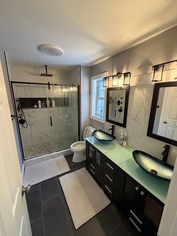 Building Photo - 17 Two Ponds Rd