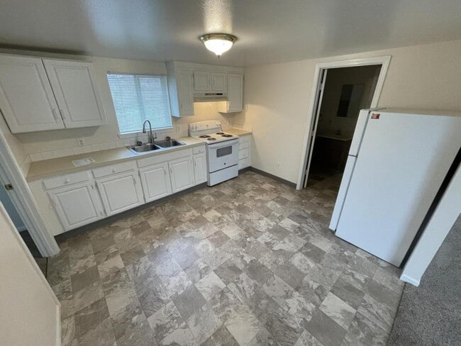 Foto del edificio - 3112 NW 9th St