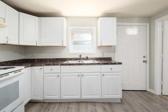 Foto del edificio - 114 Ida St