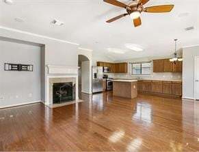 Foto del edificio - 524 Cedar Branch Dr