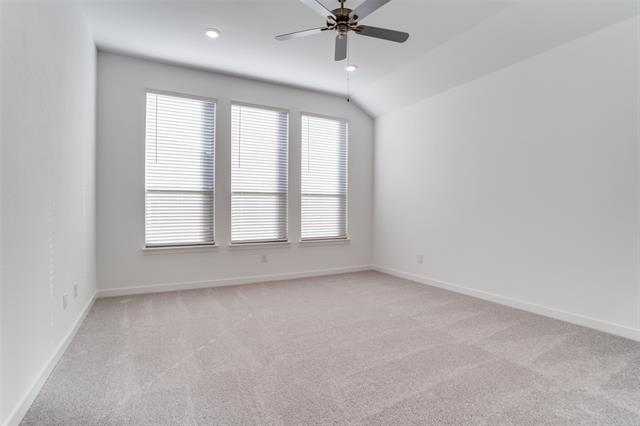 Foto del edificio - 816 Warleggan Wy