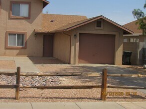 Building Photo - 2469 Armour Ave