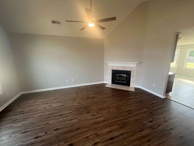 Building Photo - 326 Willow Oak Dr