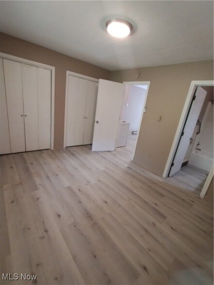 Foto del edificio - 31 1/2 Elm Street Unit C2