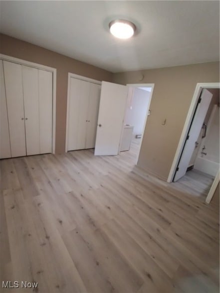 Building Photo - 31 1/2 Elm Street Unit C2