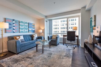 Building Photo - 505 Congress St