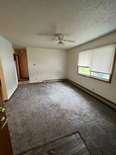 Building Photo - 58 Dunlop Ave