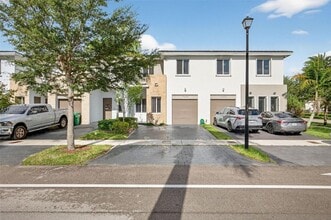 Building Photo - 17606 SW 149th Pl