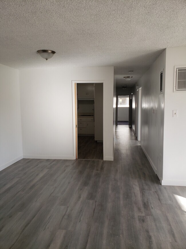 Via Del Amo Apartments 20900 Amie Ave Torrance, CA Apartments for