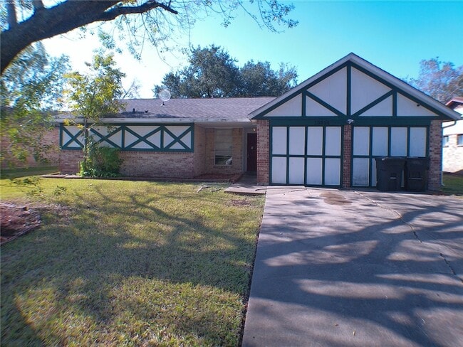 Building Photo - 15914 Willbriar Ln