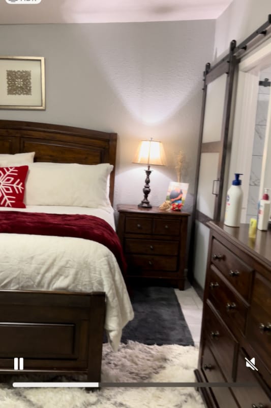 Foto del edificio - 393 W 4th Ave