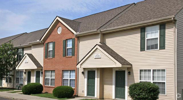 Foto principal - Highland Village Apartments