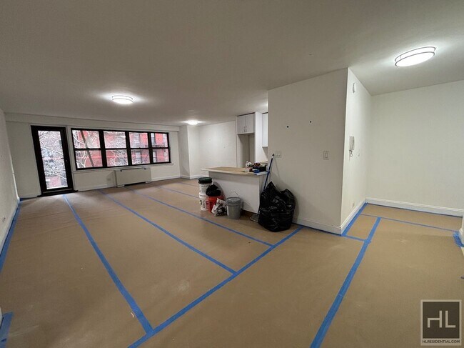 Building Photo - East 82nd Street