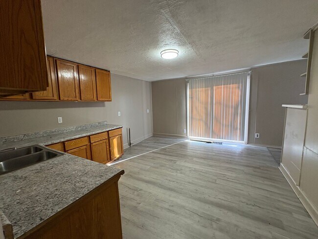 Building Photo - 3-Bedroom Home for Rent – Recently Renovated