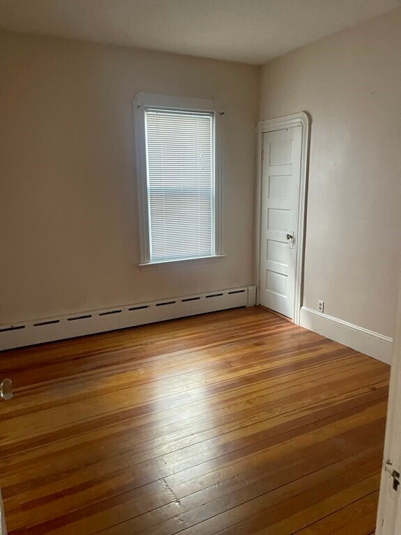 Building Photo - 246 Whitman St
