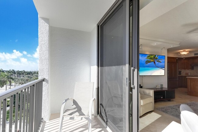 Foto del edificio - 651 Okeechobee Blvd