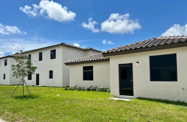 Foto del edificio - 11965 SW 244th St