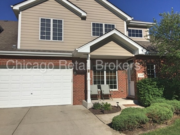 Primary Photo - 593 Prairie Crossing Dr, New Lenox, IL, 60451