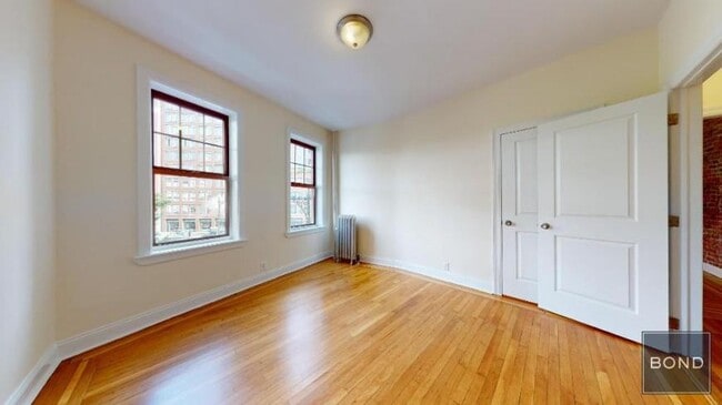 Building Photo - 2 bedroom in NEW YORK NY 10014