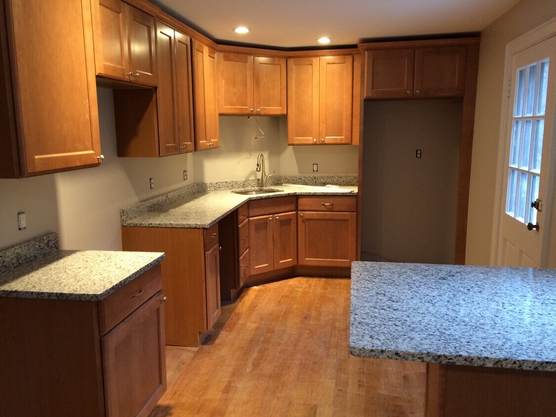 New kitchen - 9 Hemlock Rd