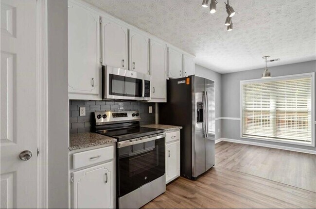 Foto del edificio - 1055 Leighs Brook Way