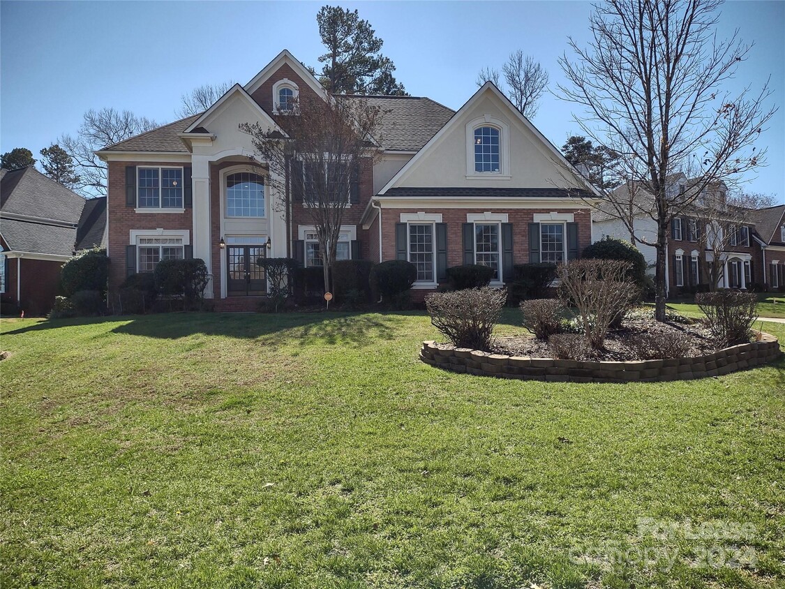 Primary Photo - 2301 Treymore Ln