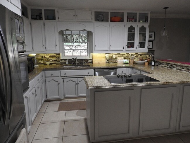 Building Photo - 804 Tulip Poplar Dr