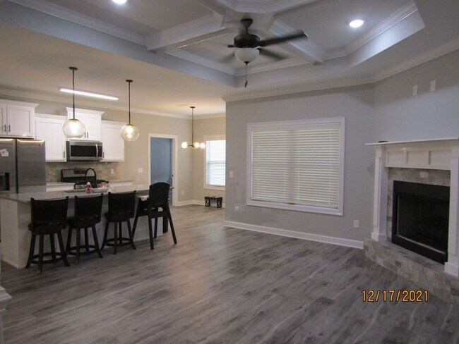 Foto del edificio - Available February!