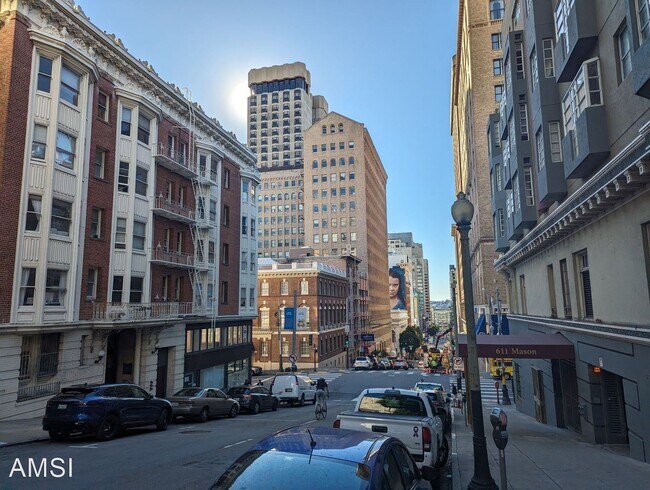 Building Photo - Studio, 1 bath House - 630 Mason Street #M4