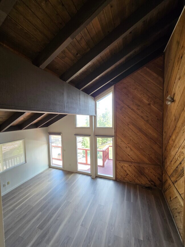 Foto del edificio - 332 Quaking Aspen Ln