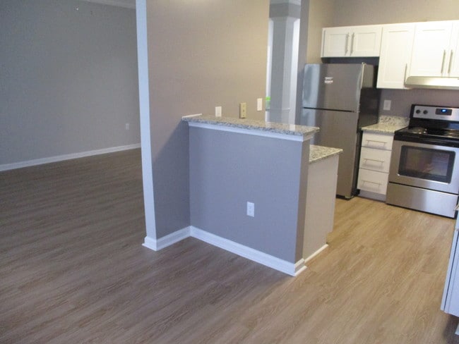 Building Photo - Wellington Farms Apartment Homes