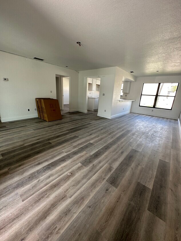 2811 SE 15th Pl, Cape Coral, FL 33904 Condo for Rent in Cape Coral, FL