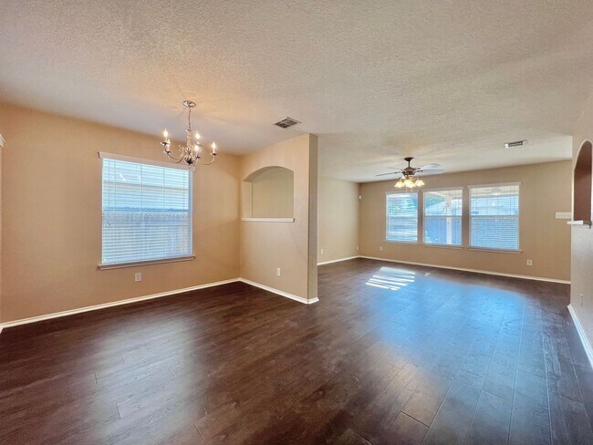 Foto del edificio - 11111 Dewberry Field