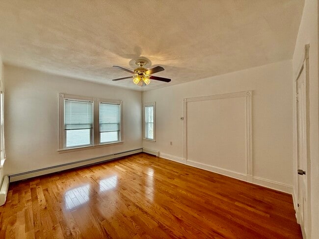 Building Photo - 186 Arlington St