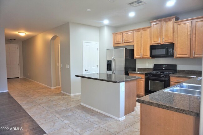 Foto del edificio - 3718 E Phelps St