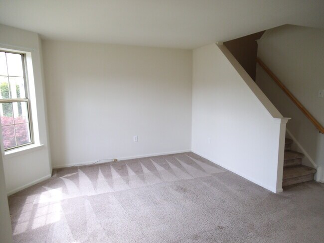 Foto del edificio - 322 Kent Ln