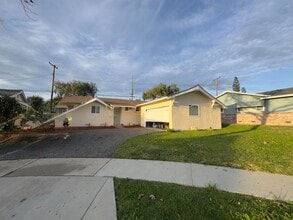 Building Photo - 11645 Goldendale Dr