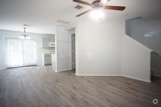 Building Photo - 7117 Walkup Ln