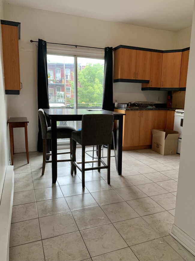 Kitchen - 3583 Rue De Verdun