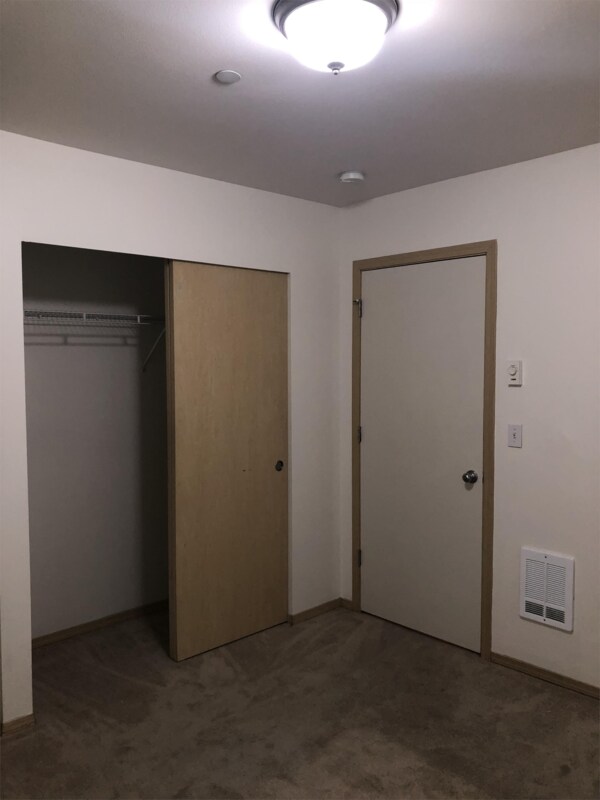 Foto del edificio - 11050 16th Ave SW