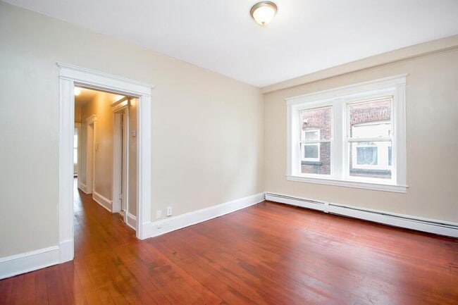 Building Photo - 150 White St