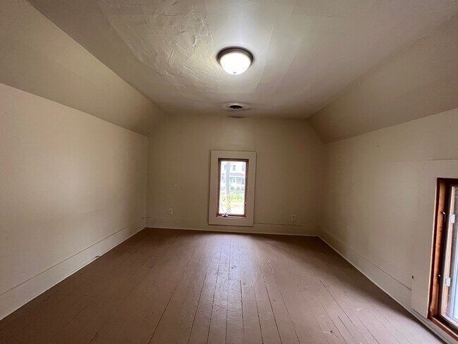 Foto del edificio - 167 E Seventeenth St