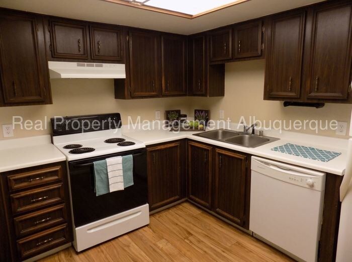 Primary Photo - Great Upstairs Condo in Fairway Community