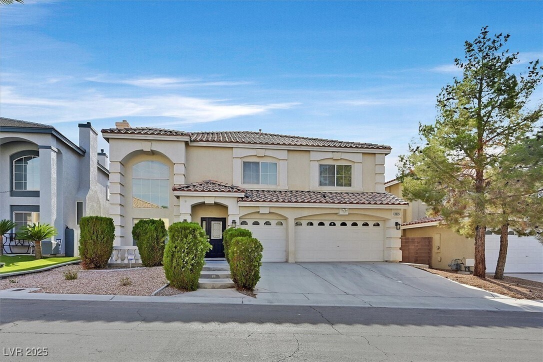 Foto principal - 8025 Coronado Coast St