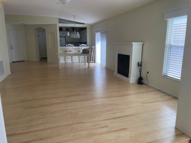 Foto del edificio - 2129 Braxton St