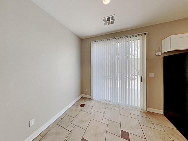 Building Photo - 4937 Droubay Dr