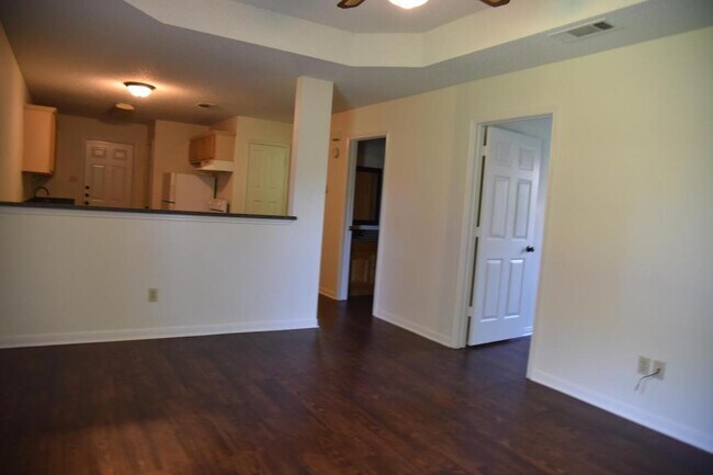 Foto del edificio - 1530 Northwood Blvd