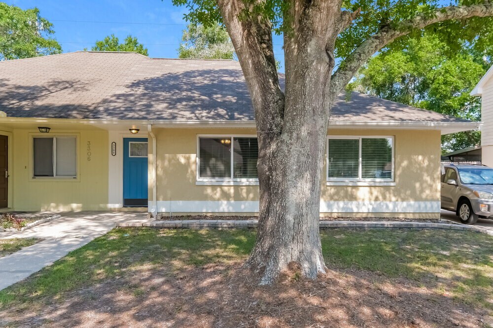 Primary Photo - 3308 Laurel Dale Dr